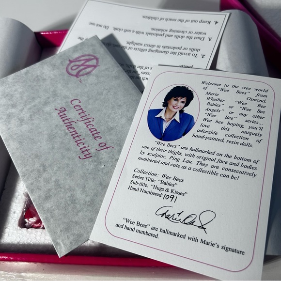 Marie Osmond fine Collectible Baby Valentine Hugs & Kisses New In Box - Picture 6 of 8